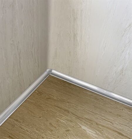 ESQ SANITARIO INTERNO 3 PLANOS 38 (27R)